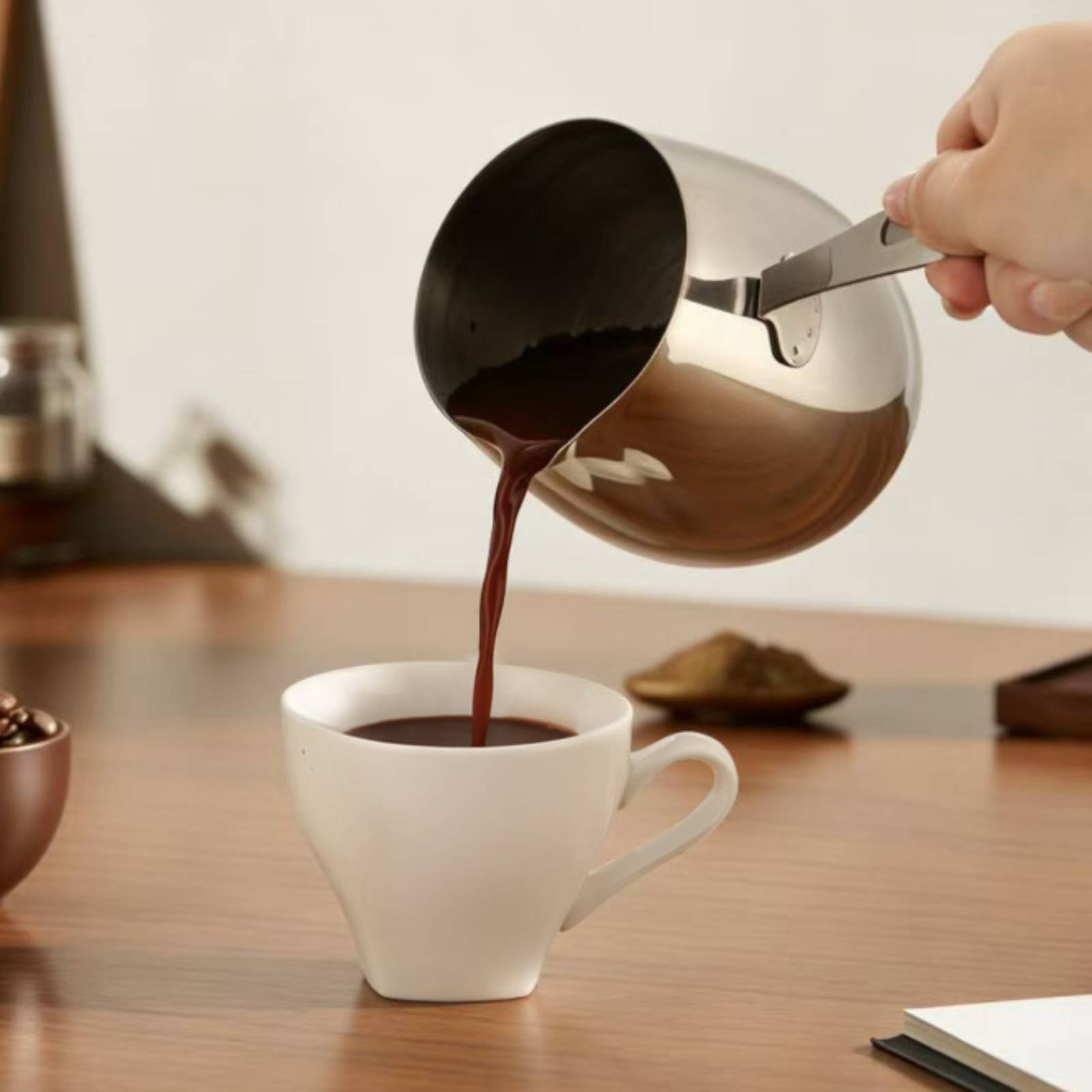 Oval-Shaped Coffee Pot with Li - огляд і ціна Pour Pot Aluminum